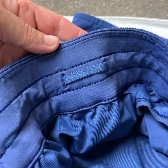 Lulu LR Tracker Shorts - Picture 7 of 7